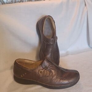 Clarks Un Structured Women's Dark Brown Metalic Leather Slip-On Loafers Size 8